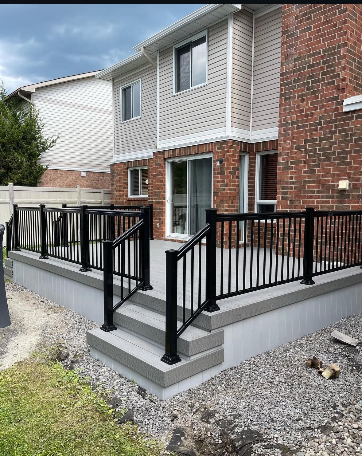 Composite deck with black railings Barrhaven Ottawa